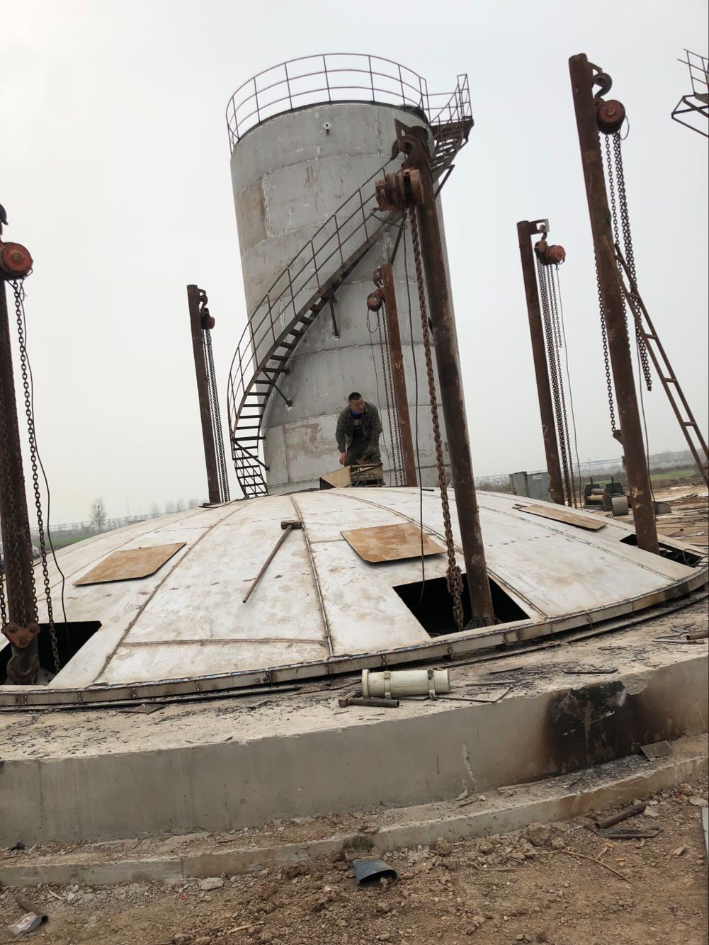 嘉祥祥泰和新材料公司施工现场